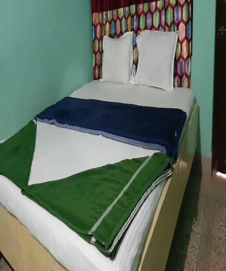 Goroomgo Tapati Villa 普里 外观 照片